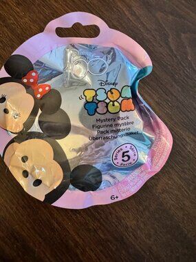 Disney Tsum Tsum 100 Blind Bag Sealed Series 5